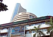 Sensex closes 331 points higher on Friday, snaps losing streak