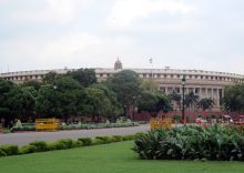 India: Opposition MPs march on Election Commission, stopped by police